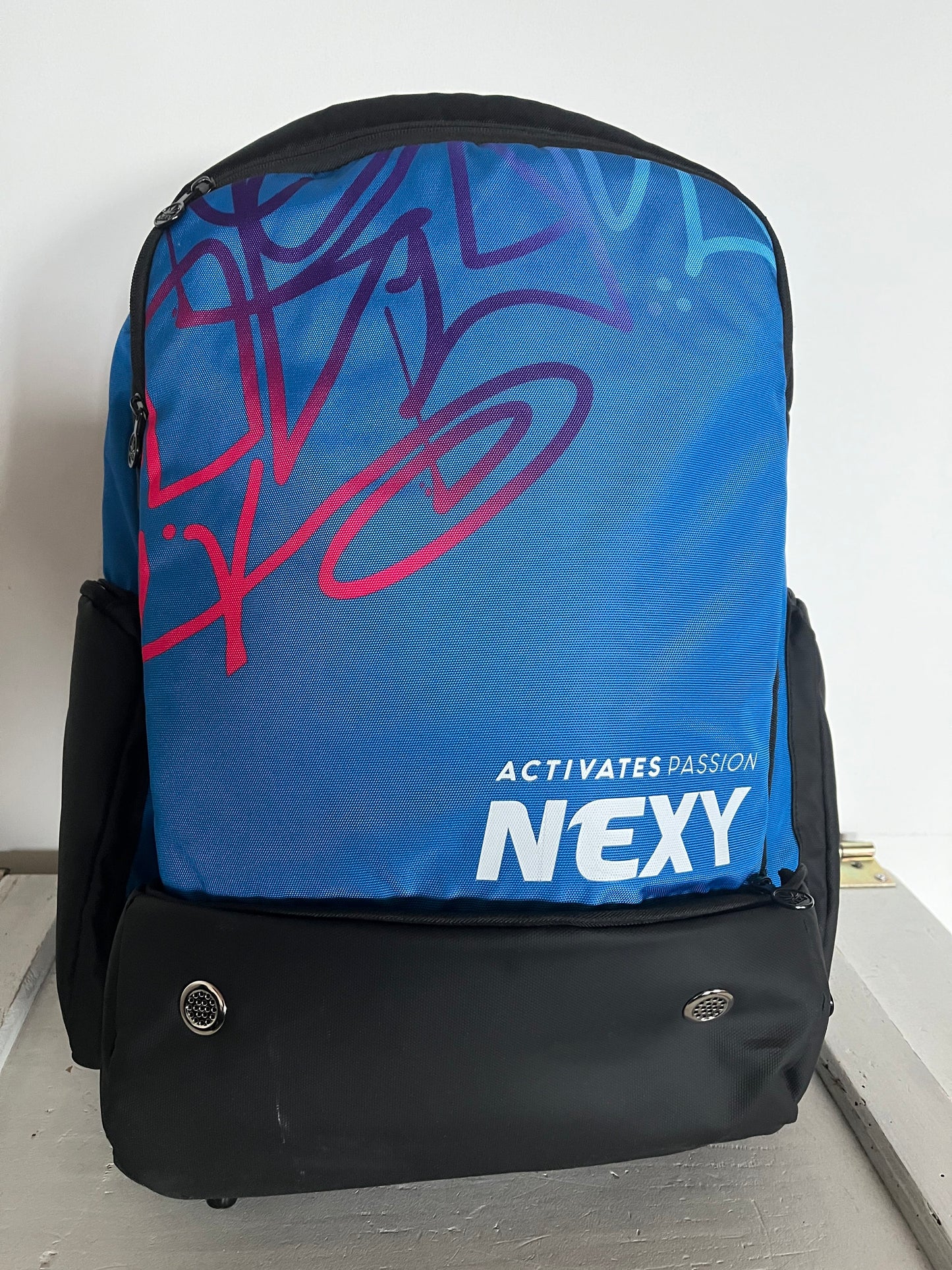 nexy Rucksack, Graffiti